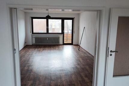 Wohnung Neulußheim - 4 Zimmer, 94 m&sup2;, 1.050&euro; | Angebot:26677356
