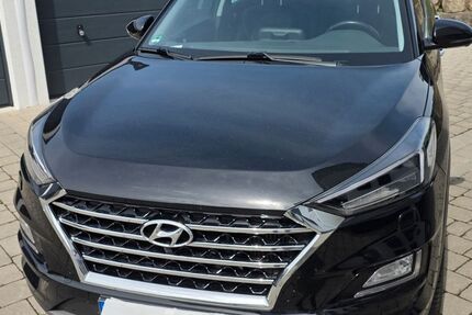 Hyundai TUCSON 115.000 km 17.450 &euro; Bad Windsheim 91438