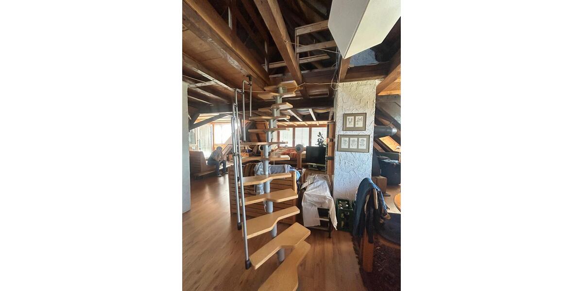 Dachgeschoßwohnung Radolfzell am Bodensee - 2 Zimmer, 70 m&sup2;, 1.000&euro; | Angebot:25419425