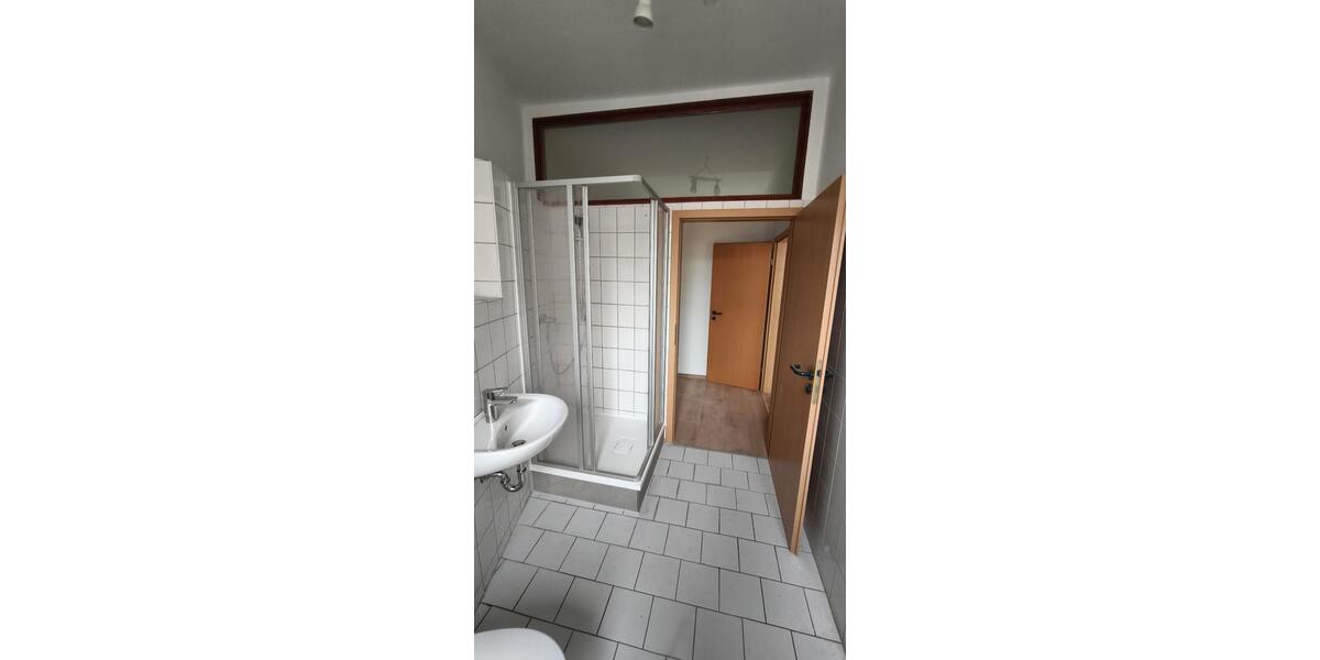 Etagenwohnung Burg - 2 Zimmer, 75 m&sup2;, 450&euro; | Angebot:25900170