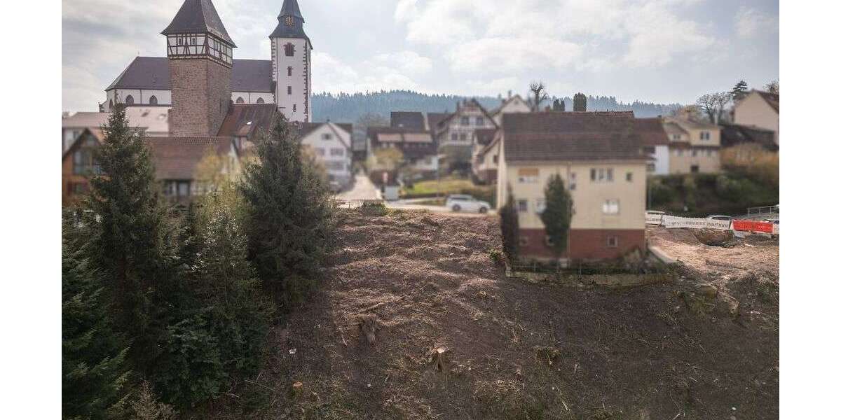 Grundstück Gernsbach - 98.000&euro; | Angebot:26362428