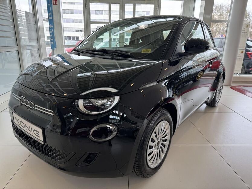 Fiat 500 1.001 km 24.689 € Berlin 13599