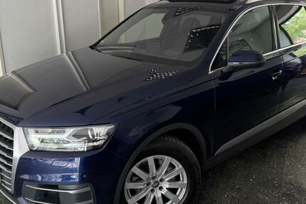 Audi Q7 78.250 km 34.990 &euro; Berlin 10829