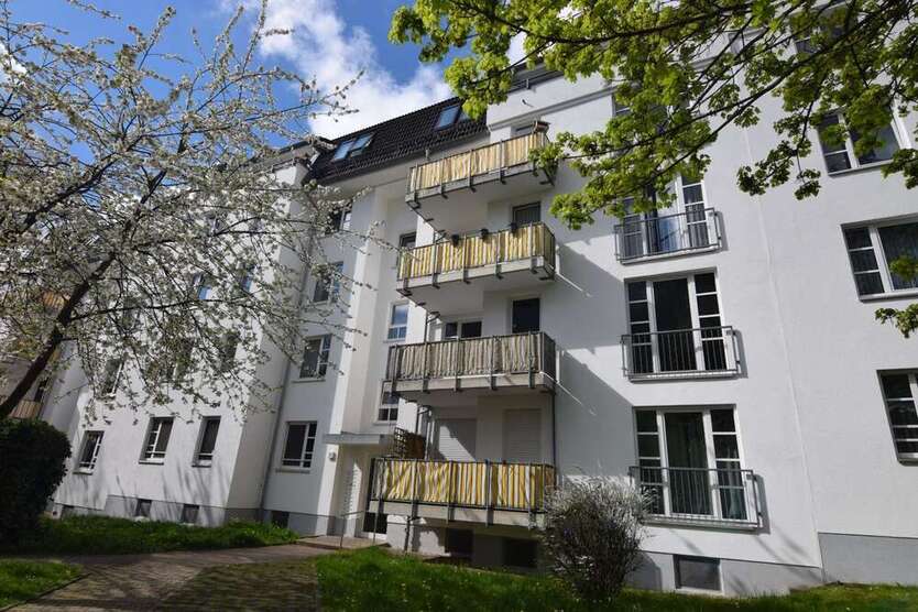 Wohnung zum Kaufen in Chemnitz 245.000 € 171.68 m²