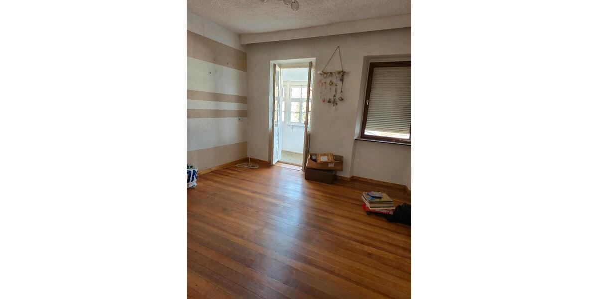 Mehrfamilienhaus, Wohnhaus Ottweiler - 9 Zimmer, 200 m&sup2;, 139.000&euro; | Angebot:26868850