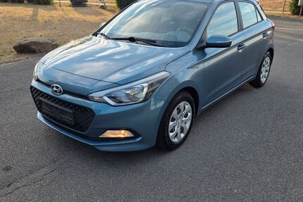 Hyundai i20 101.000 km 6.250 &euro; Heddesheim 68542