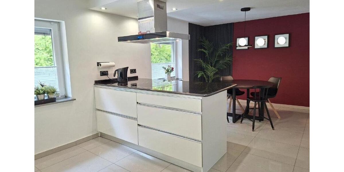 Doppelhaushälfte Tuttlingen - 5.5 Zimmer, 162 m&sup2;, 415.000&euro; | Angebot:26980287