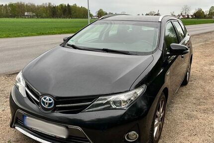 Toyota Auris Touring Sports