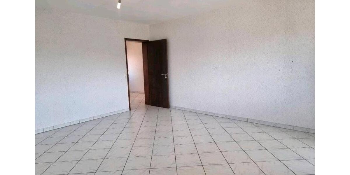 Etagenwohnung Waghäusel - 3.5 Zimmer, 83 m&sup2;, 268.500&euro; | Angebot:26942471