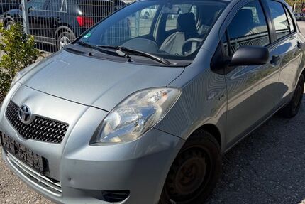 Toyota Yaris 360.000 km 1.900 &euro; Markt Schwaben 85570