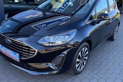 Ford Fiesta 26.100 km 16.590 &euro; Bad Segeberg 23795
