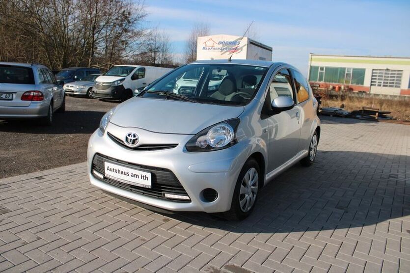 Aygo (X)