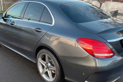 Mercedes-Benz C 250 278.000 km 11.300 &euro; Berlin 12057