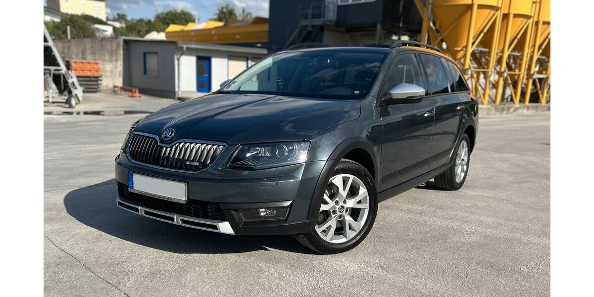 Skoda Octavia 98.500 km 17.900 &euro; Diez 65582