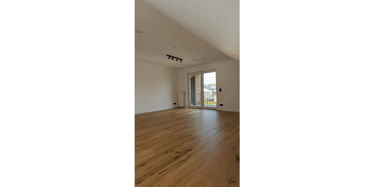 Etagenwohnung Lohmar - 3 Zimmer, 92 m&sup2;, 345.000&euro; | Angebot:26330512