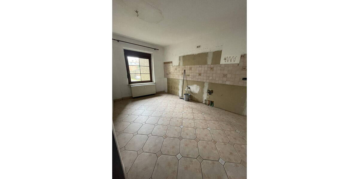 Mehrfamilienhaus, Wohnhaus Burgstädt - 1 Zimmer, 230 m&sup2;, 255.000&euro; | Angebot:25957478