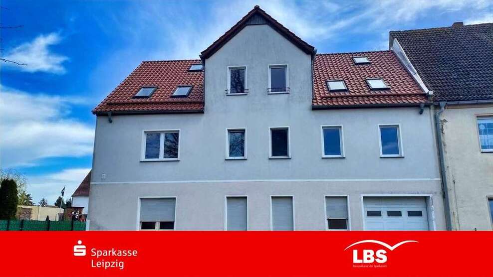 Haus zum Kaufen in Arzberg 166.000 € 294.59 m²