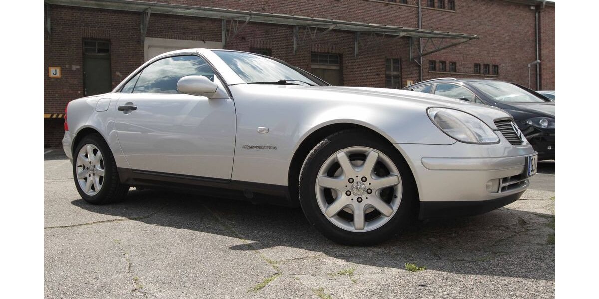 Mercedes-Benz SLK 230 36.300 km 10.800 &euro; Staufenberg 35460