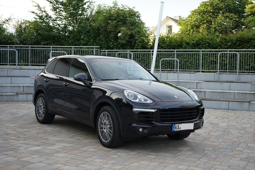 Porsche Cayenne 97.000 km 37.800 € Gondelsheim 75053