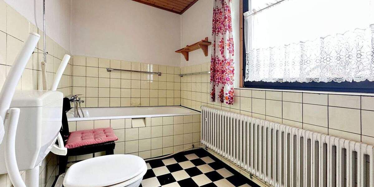Einfamilienhaus Beilngries / Wolfsbuch Wolfsbuch - 5 Zimmer, 120 m&sup2;, 239.000&euro; | Angebot:25704412