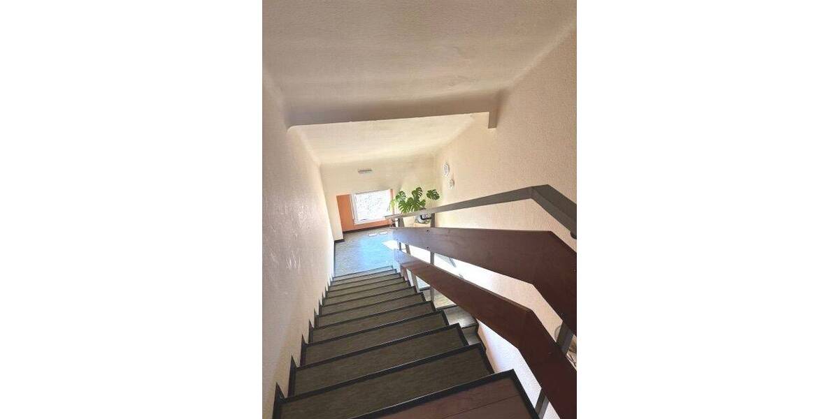 Terrassenwohnung Schwalbach Hülzweiler - 5 Zimmer, 120 m&sup2;, 198.000&euro; | Angebot:25667217