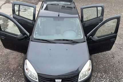 Dacia Sandero 145.043 km 2.490 &euro; Böblingen 71032