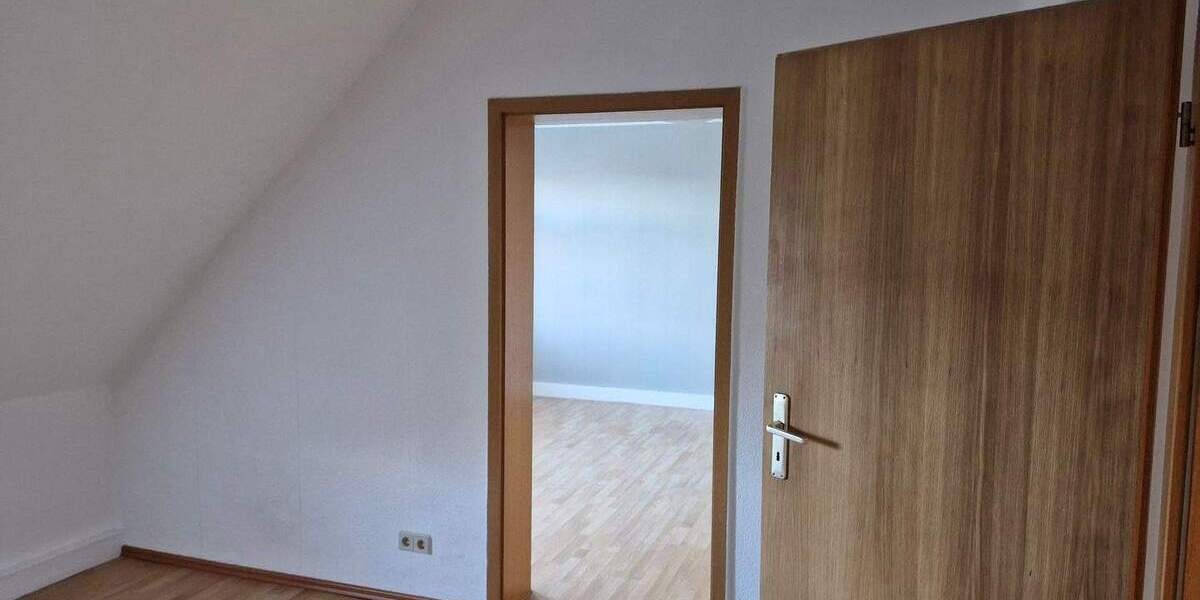 Etagenwohnung Senftenberg Thamm - 3 Zimmer, 55 m&sup2;, 500&euro; | Angebot:25929378