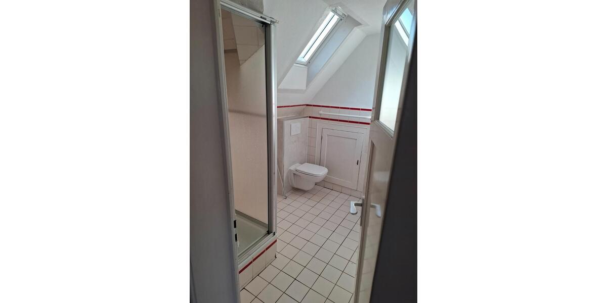 Dachgeschoßwohnung Hannover Döhren-Wülfel - 3 Zimmer, 77 m&sup2;, 328.000&euro; | Angebot:26457914