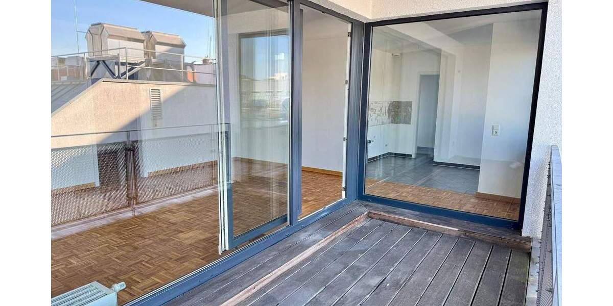 Etagenwohnung Oldenburg Innenstadt - 3 Zimmer, 96 m&sup2;, 1.152&euro; | Angebot:23017460