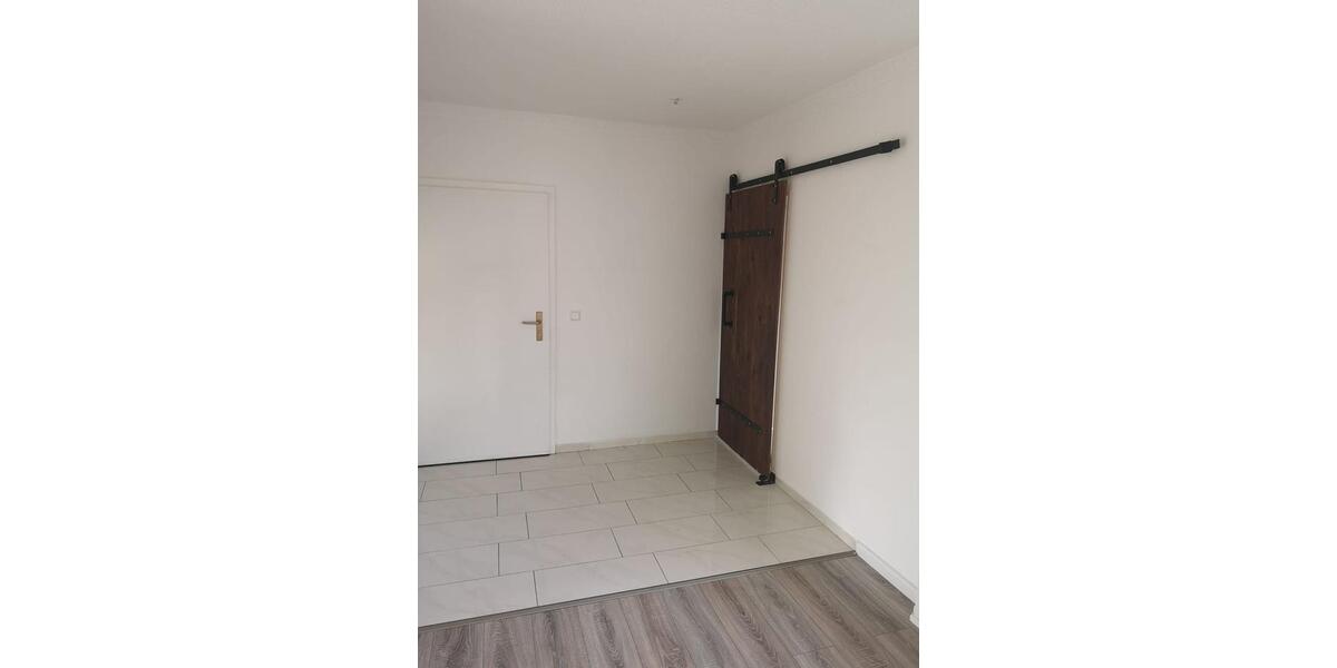 Erdgeschoßwohnung Villingen-Schwenningen Schwenningen - 3 Zimmer, 105 m&sup2;, 960&euro; | Angebot:26336057