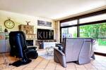 Komfortables Architektenhaus mit Büro und Indoor-Pool in begehrter Lage!