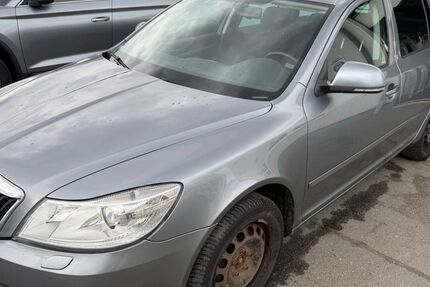 Skoda Octavia 328.000 km 2.900 &euro; Rudolstadt 07407