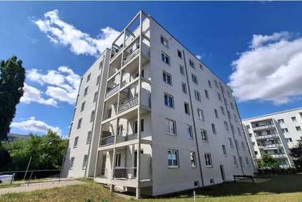 Wohnung zum Mieten in Berlin 407,54 € 57.4 m² 2 zimmer