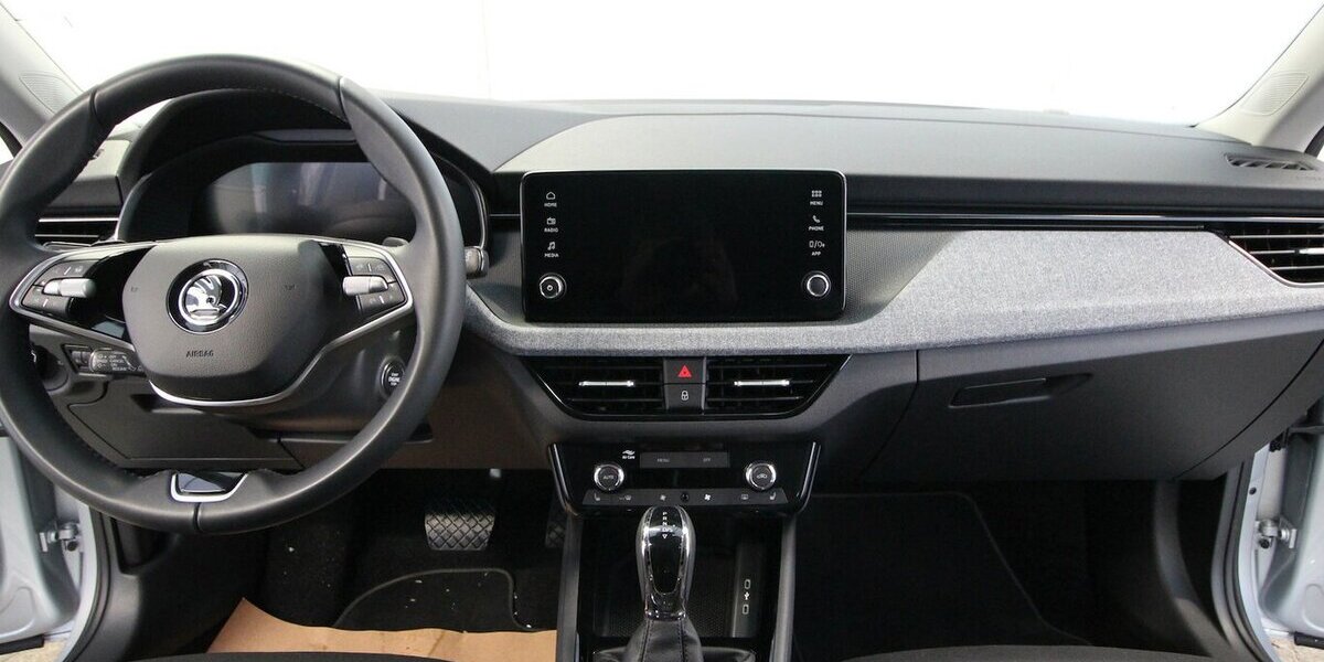 Skoda Kamiq TSI OPF 7-DSG Selection LED+KAMERA+ACC 11.016 km 21.900 &euro; Hagenow 19230