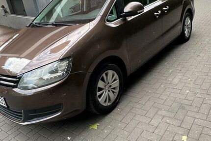 VW Sharan 222.000 km 11.950 € Düsseldorf 40599