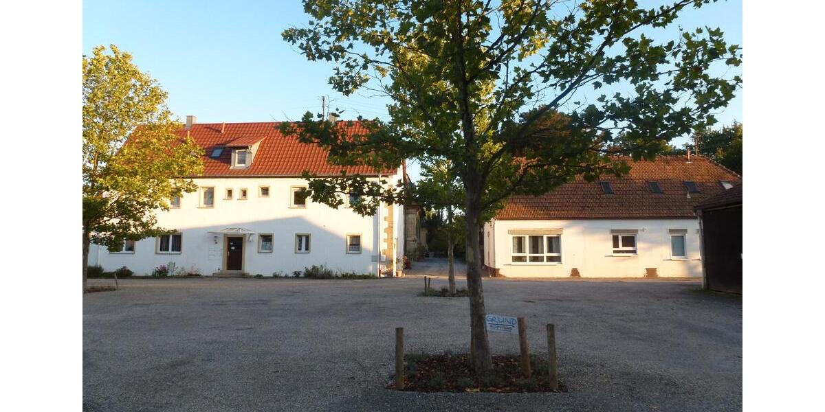 Maisonettenwohnung Schwaigern - 2 Zimmer, 126 m&sup2;, 1.150&euro; | Angebot:26234672