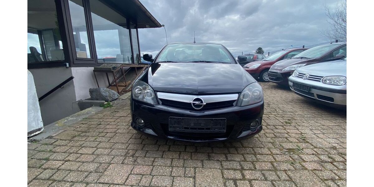 Opel Tigra 160.790 km 2.199 &euro; Stolberg 52222