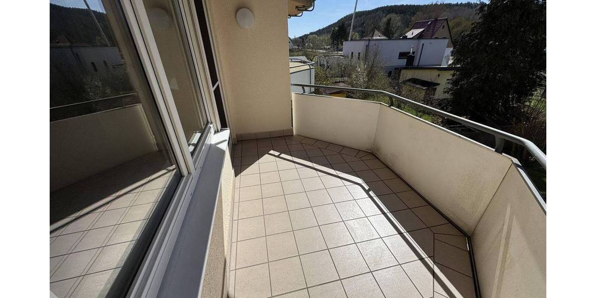 Etagenwohnung Wasungen - 3 Zimmer, 74 m&sup2;, 99.000&euro; | Angebot:26358677
