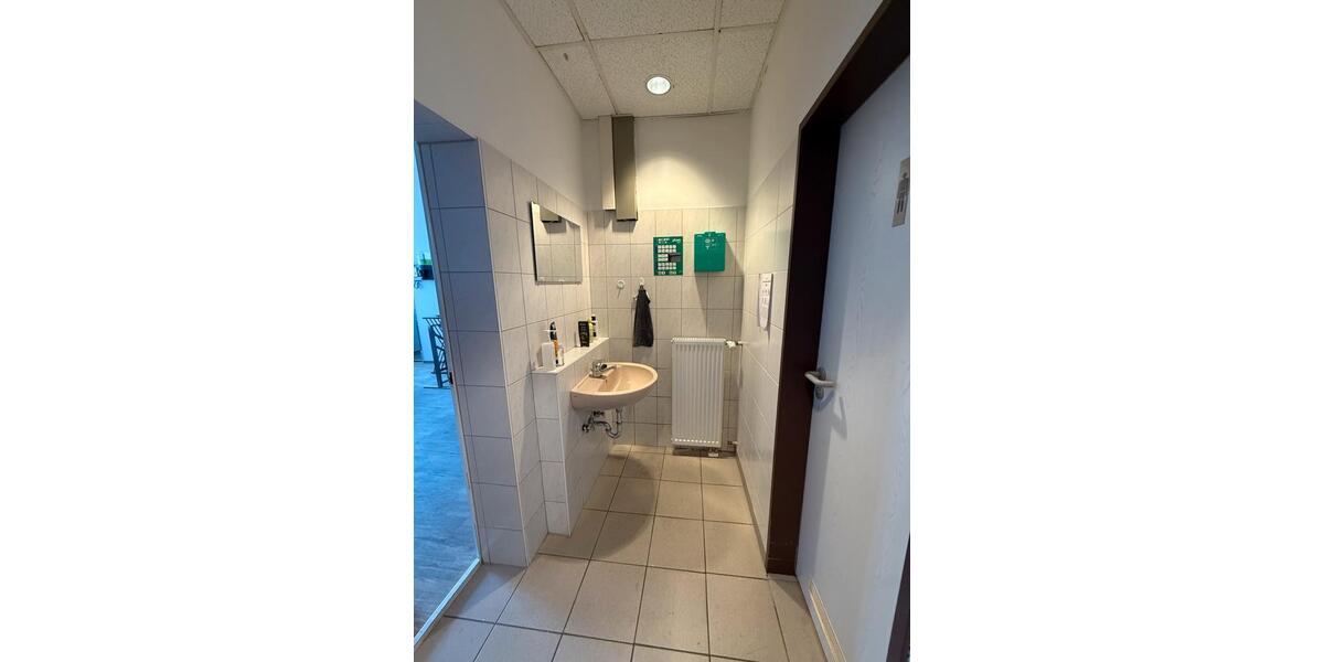 Gewerbeobjekt Königsbrunn - 1.900&euro; | Angebot:25354336