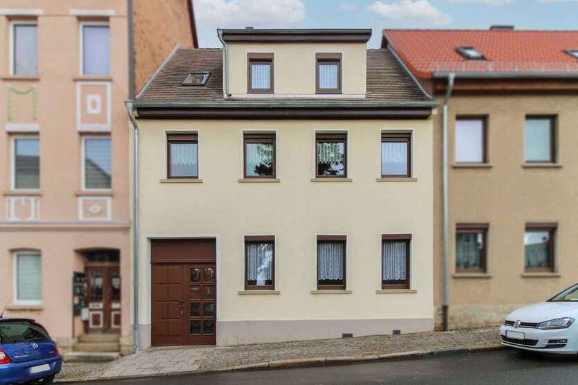 Haus zum Kaufen in Apolda 134.000 € 114.29 m²