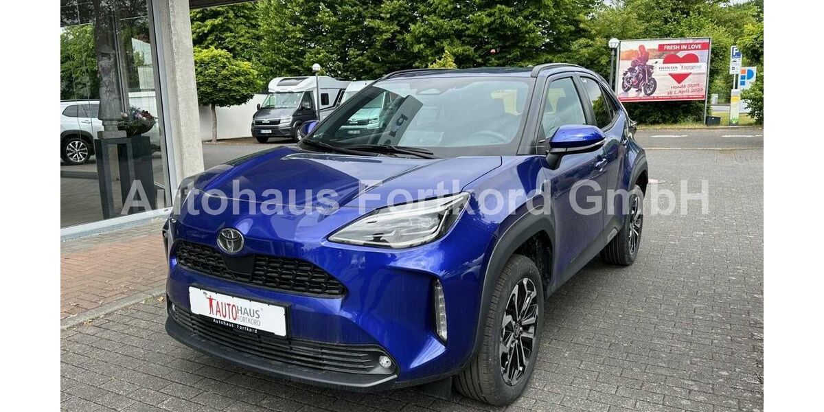 Toyota Yaris Cross 1.356 km 29.480 &euro; Bielefeld 33689