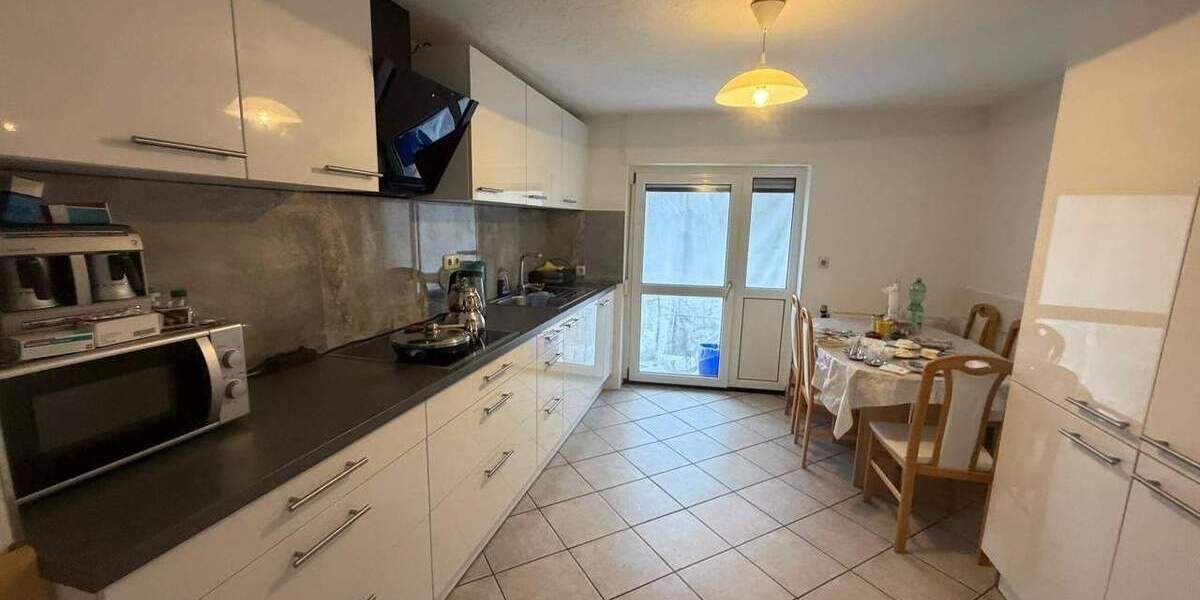 Mehrfamilienhaus, Wohnhaus Wildberg Effringen - 7 Zimmer, 200 m&sup2;, 475.000&euro; | Angebot:24657197