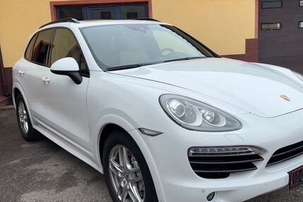 Porsche Cayenne 142.255 km 31.900 &euro; Freiburg 79111