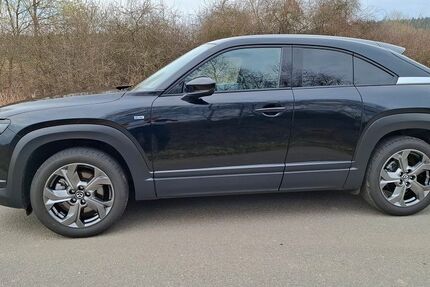 Mazda MX-30 6.414 km 20.900 &euro; Neustadt a.d. Waldnaab 92660