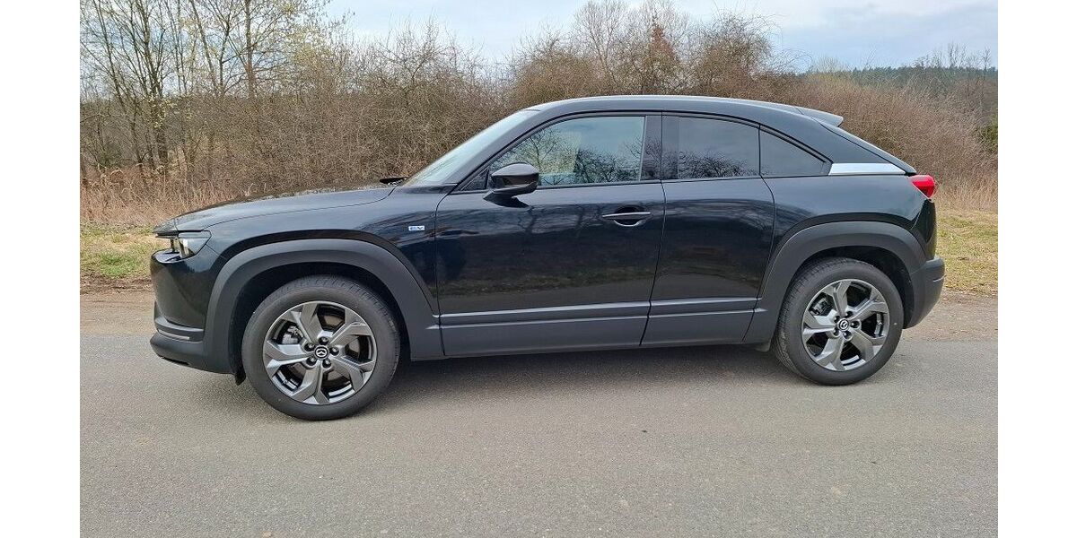 Mazda MX-30 6.414 km 20.900 &euro; Neustadt a.d. Waldnaab 92660