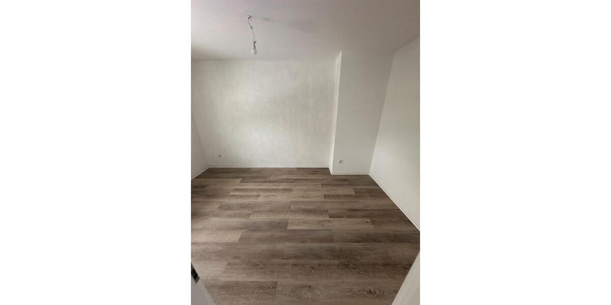 Reihenhaus Lage - 3 Zimmer, 120 m&sup2;, 975&euro; | Angebot:25157907