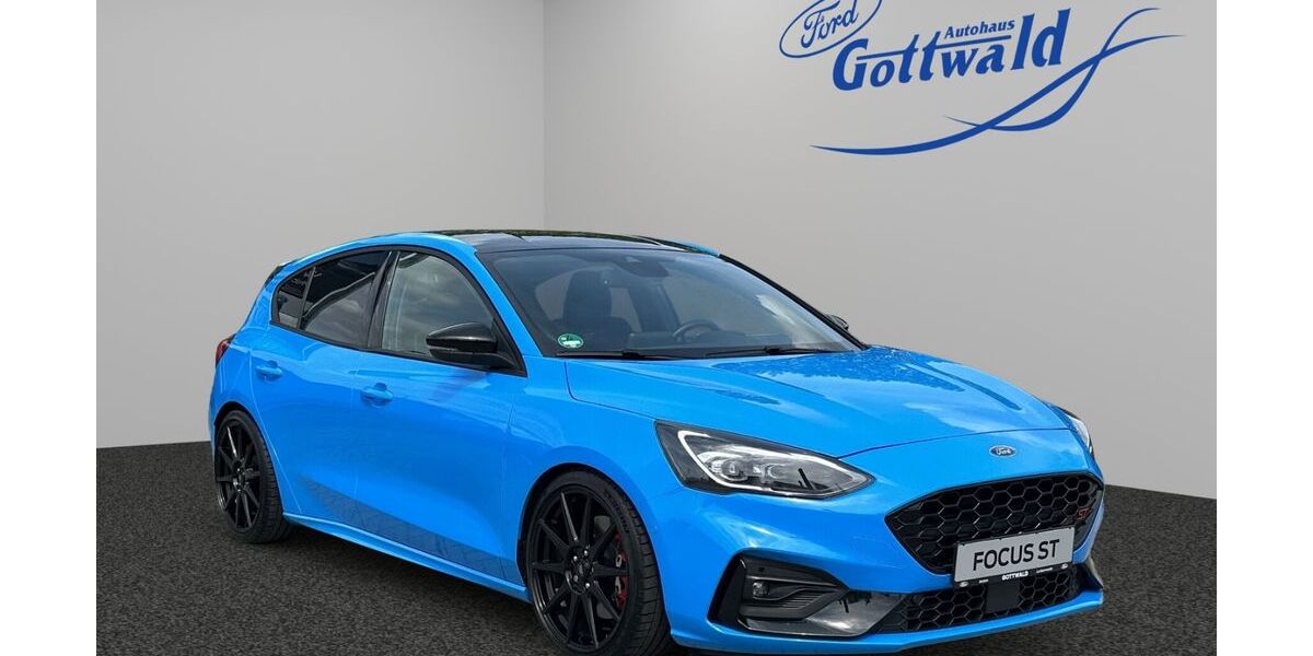 Ford Focus 19.900 km 30.990 &euro; Luckenwalde 14943