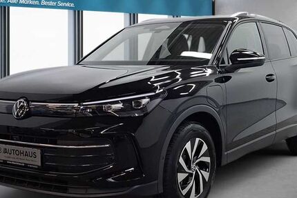 VW Tiguan 8.232 km 40.890 &euro; Maintal 63477