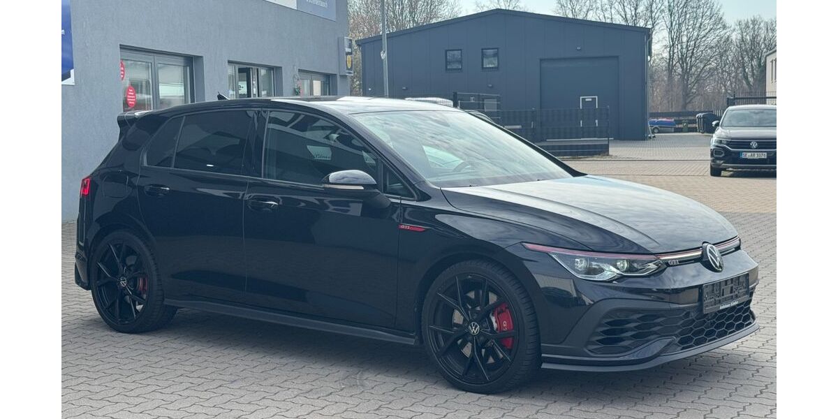 VW Golf 47.647 km 29.980 &euro; Neumünster 24537