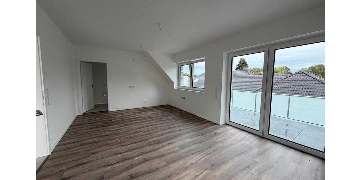 Dachgeschoßwohnung Rastede - 3 Zimmer, 73 m&sup2;, 318.000&euro; | Angebot:27166850